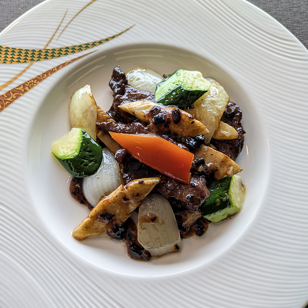 【大宮店限定】春のおすすめ
牛肉と筍の永川豆豉炒め 写真