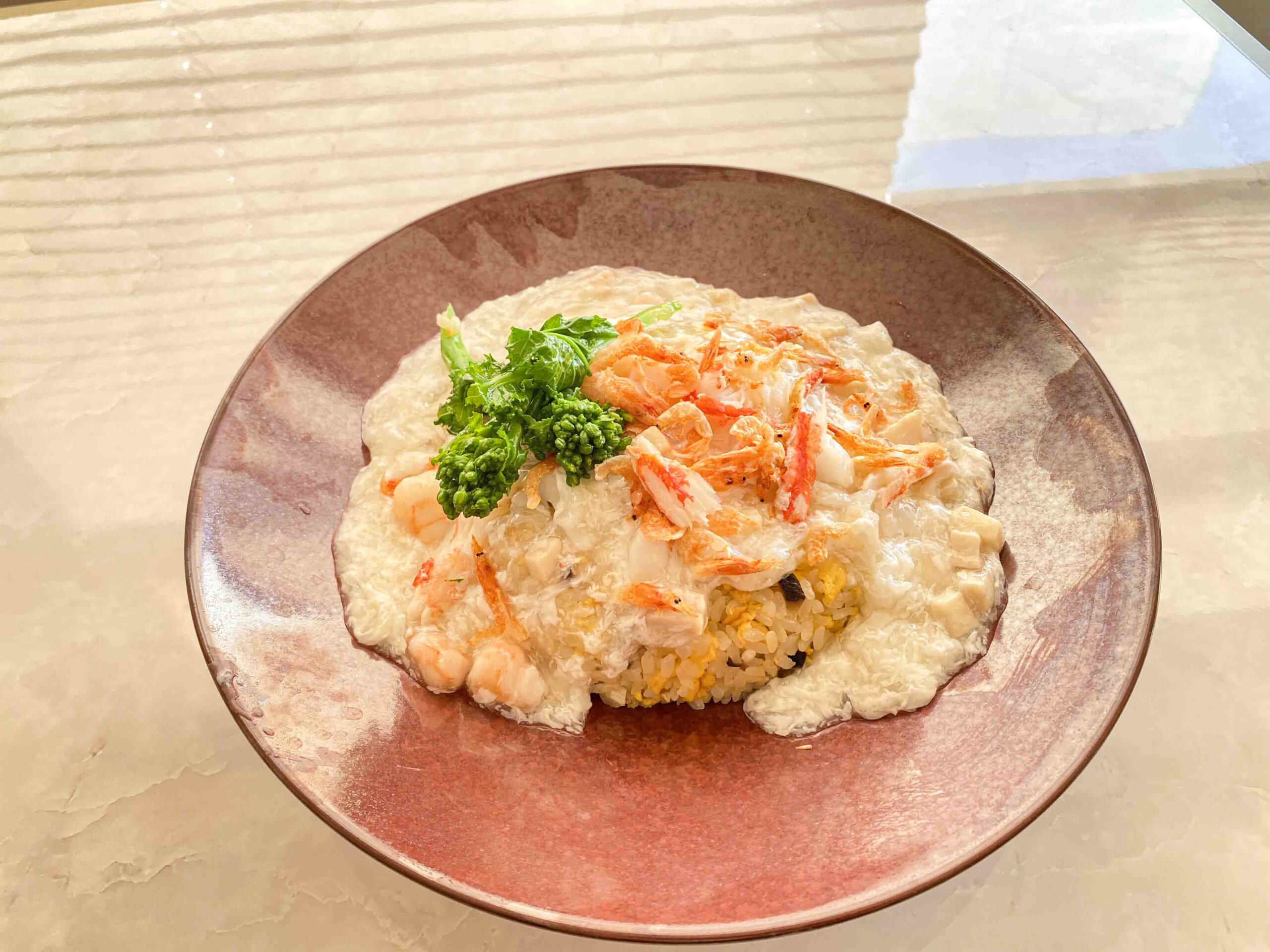 【深川店3月限定】
海の幸入り卵白あんかけ炒飯 写真
