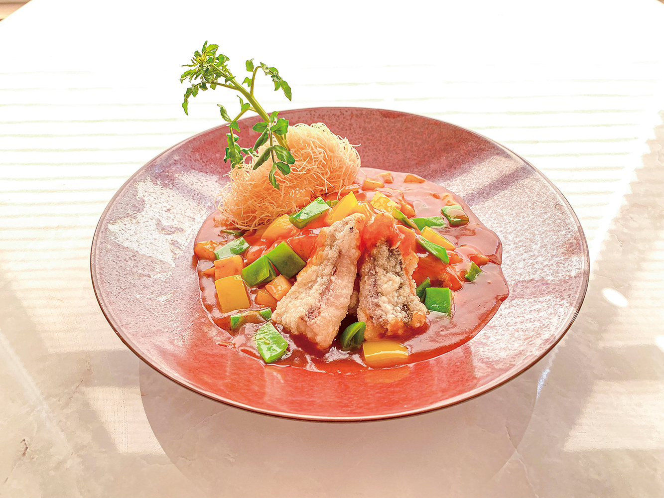 【深川店7月限定】
瀬戸内産真鯛の
オリエンタル甘酢ソース 写真